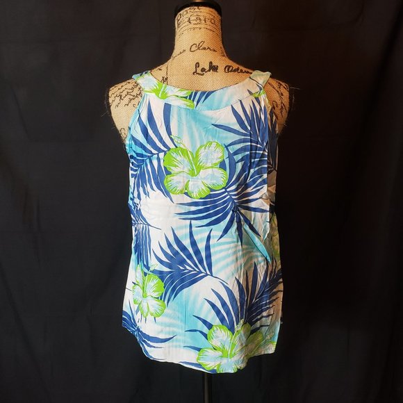 Scoop neck sleeveless summer top - Picture 3 of 5